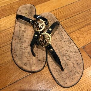 LIKE NEW MICHAEL Michael Kors Charm Jelly Sandals